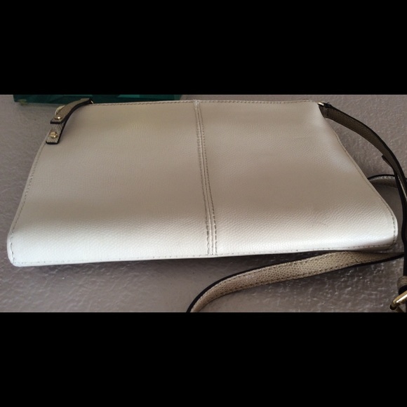 Calvin Klein 2 Tone Crossbody - Picture 5 of 10